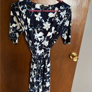 A Pea in the Pod Navy and White Floral Midi Maternity Dress